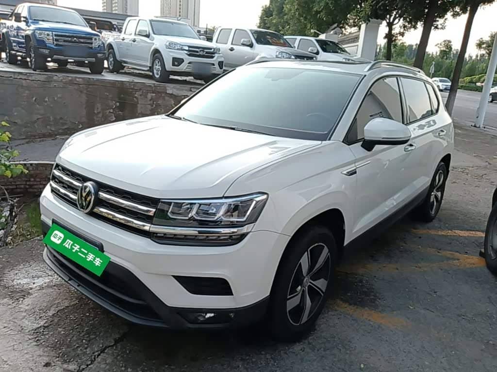 Volkswagen Tharu
