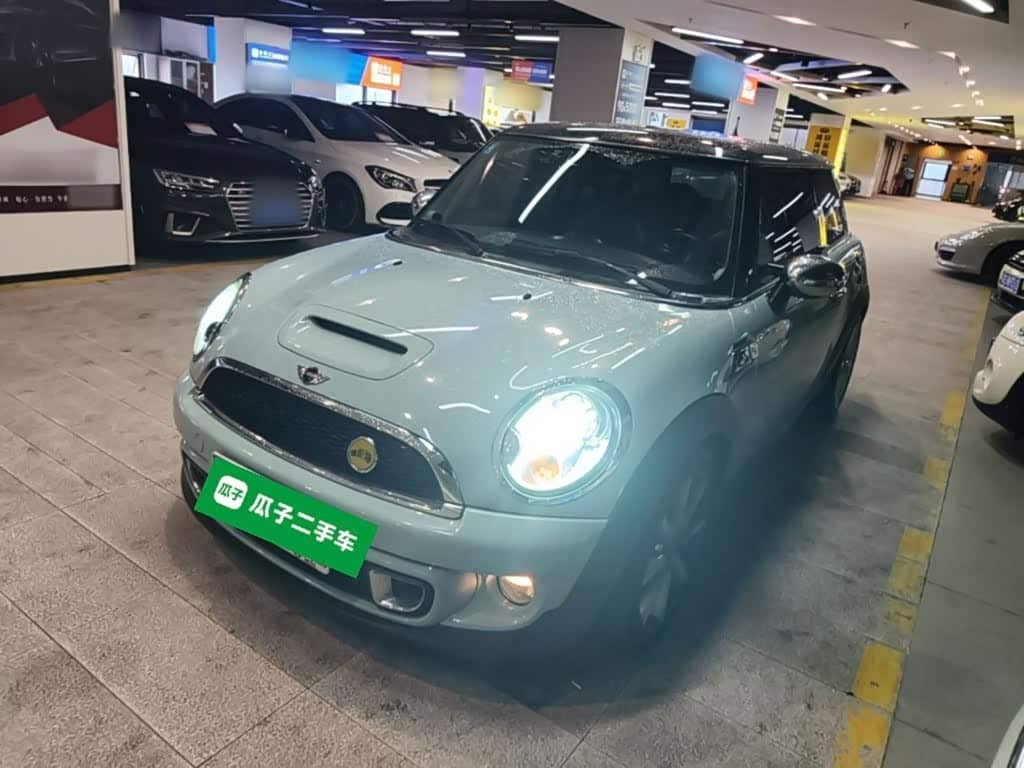 MINI MINI