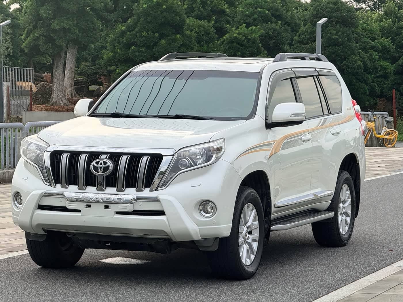 Toyota Prado