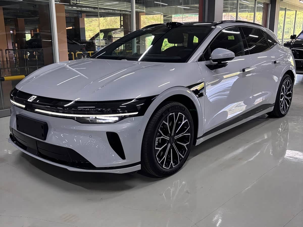 ZEEKR 007GT
