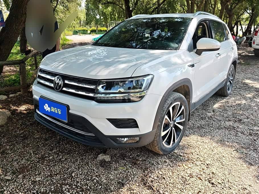 Volkswagen Tharu