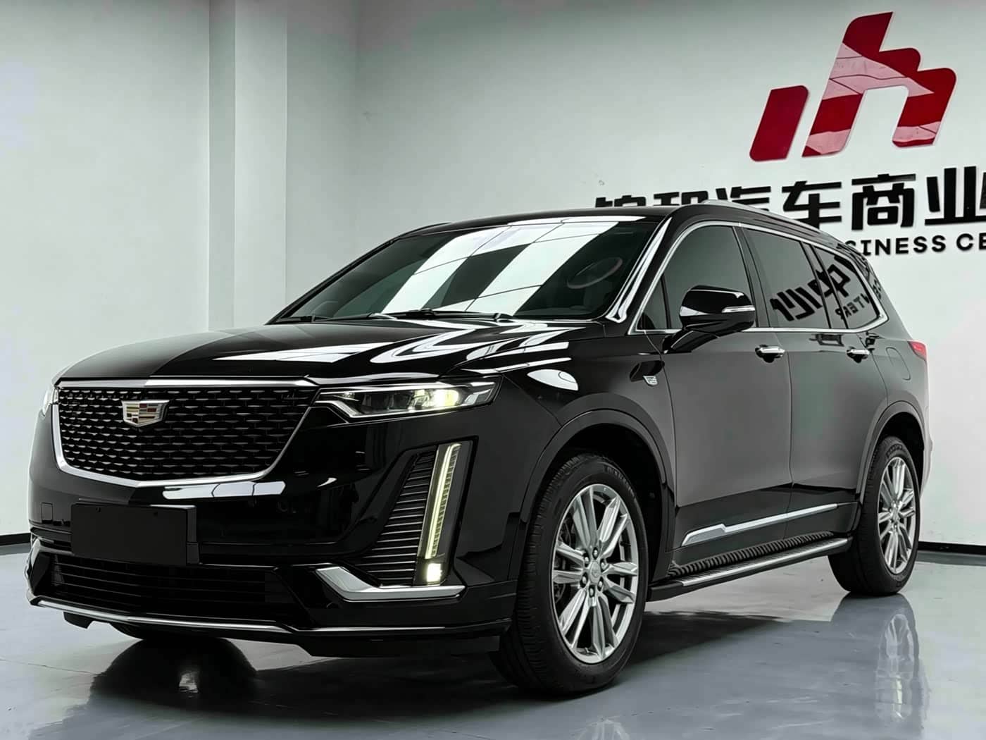 Cadillac XT6