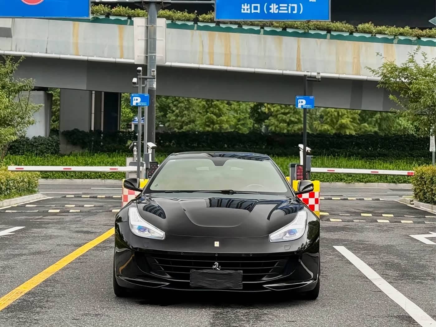 Ferrari GTC4Lusso