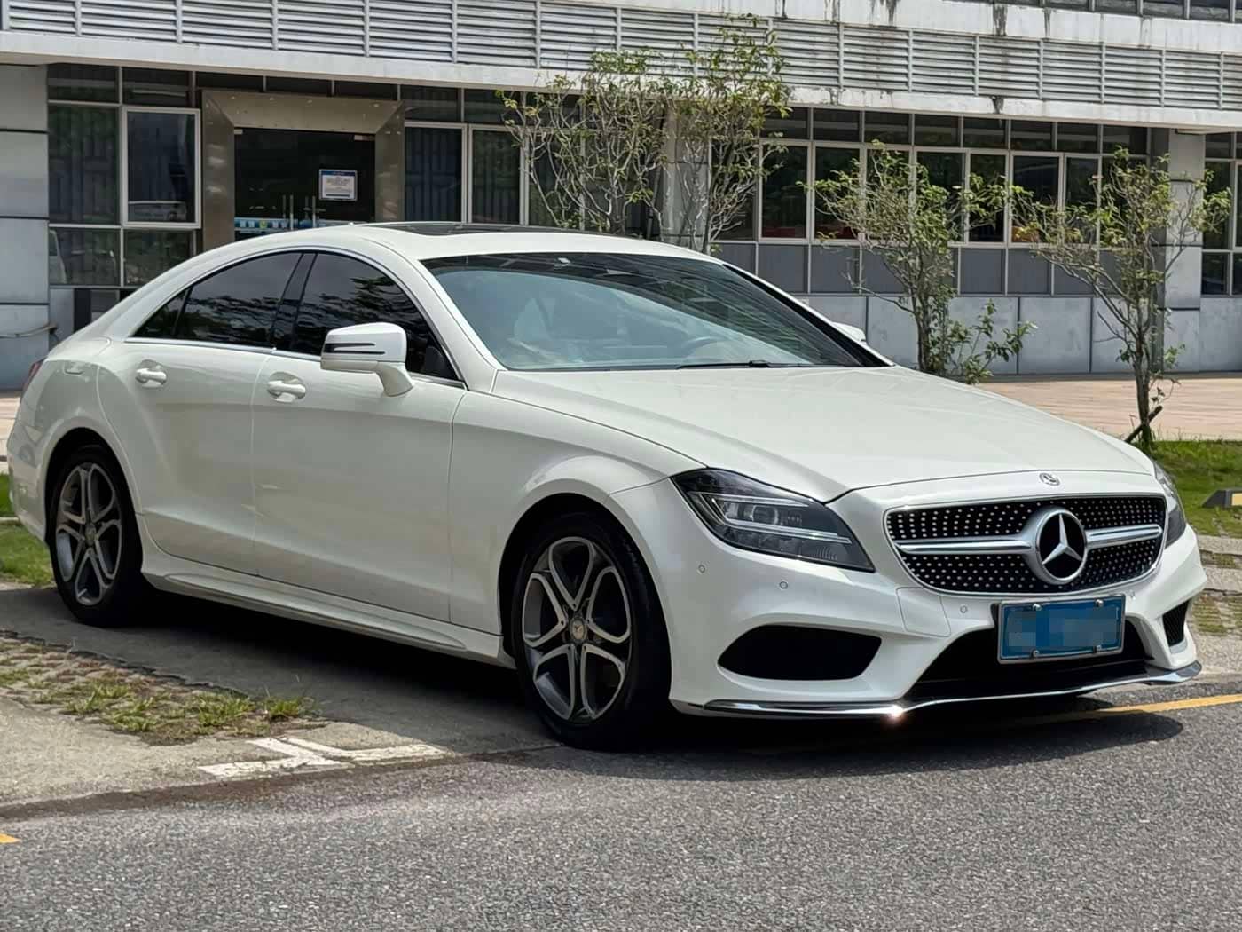 Mercedes-Benz CLS