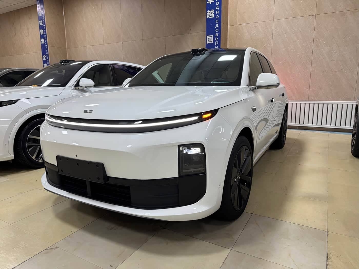Li Auto L6