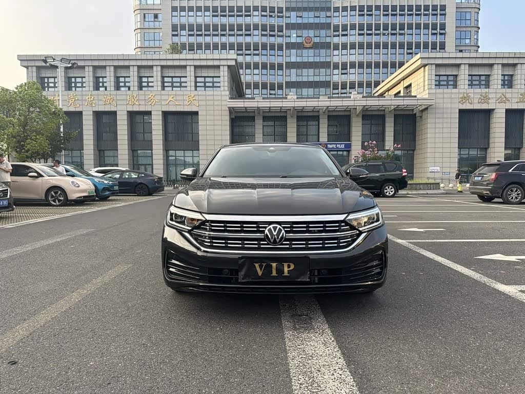 Volkswagen Sagitar