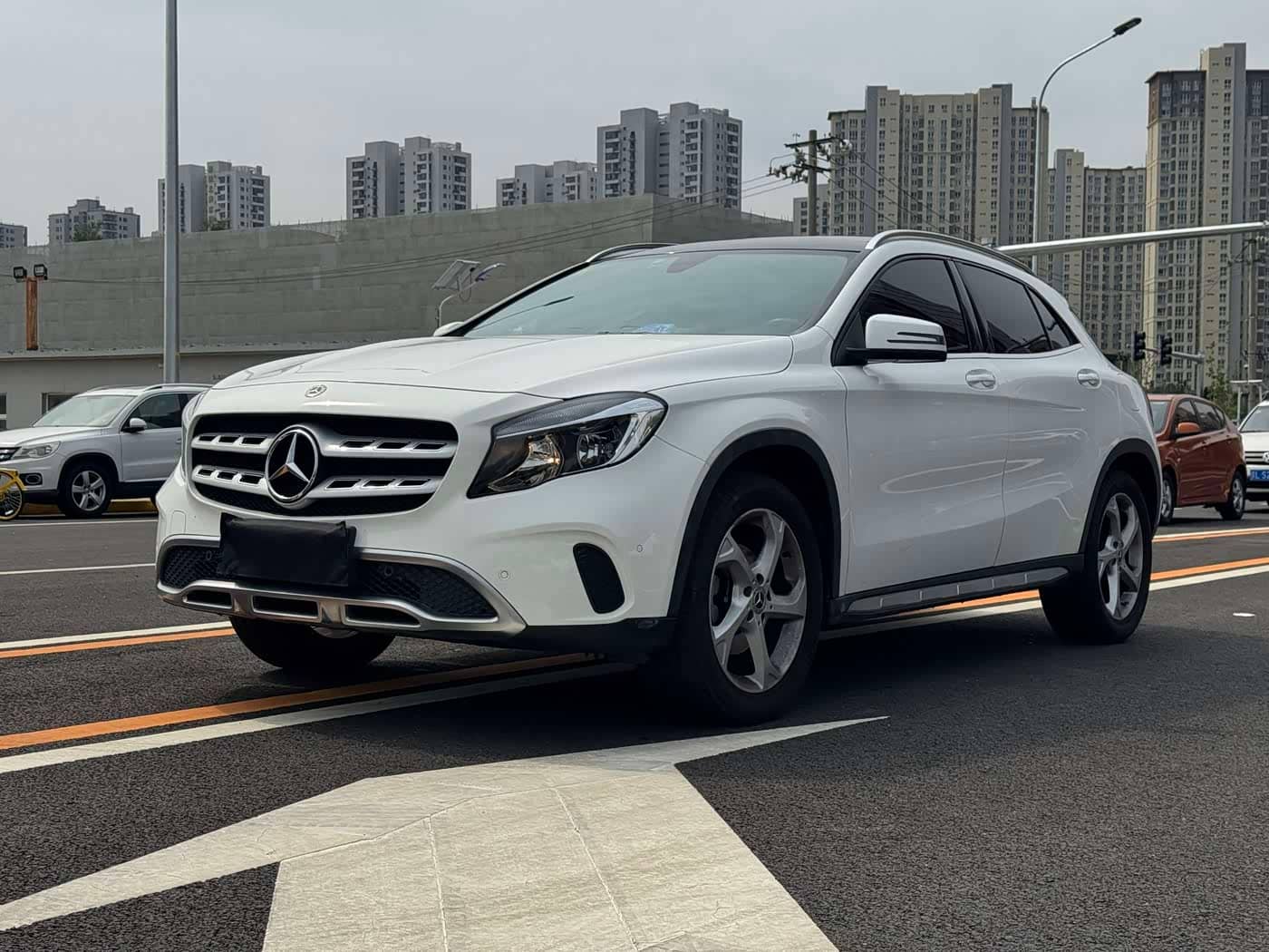 Mercedes-Benz GLA