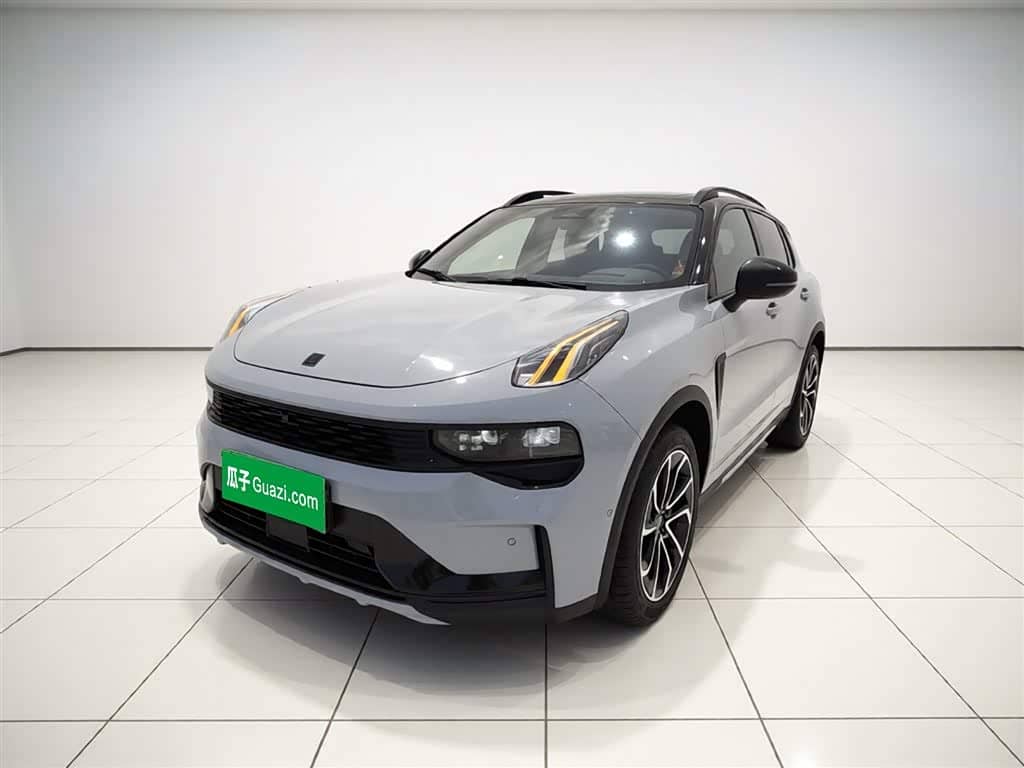 Lynk & Co 01