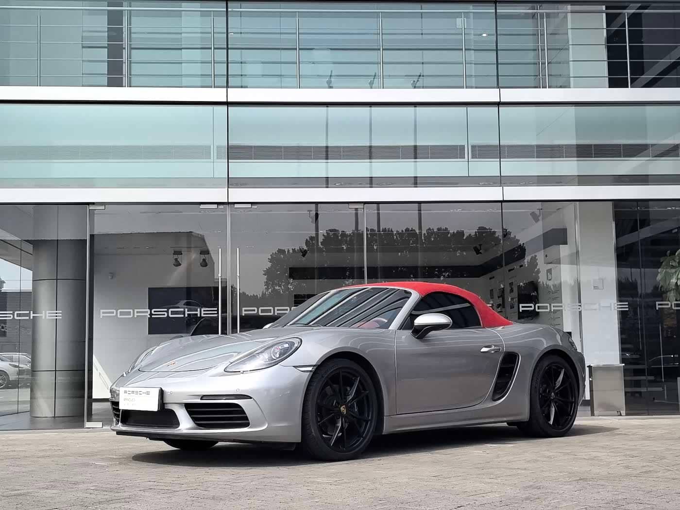 Porsche 718