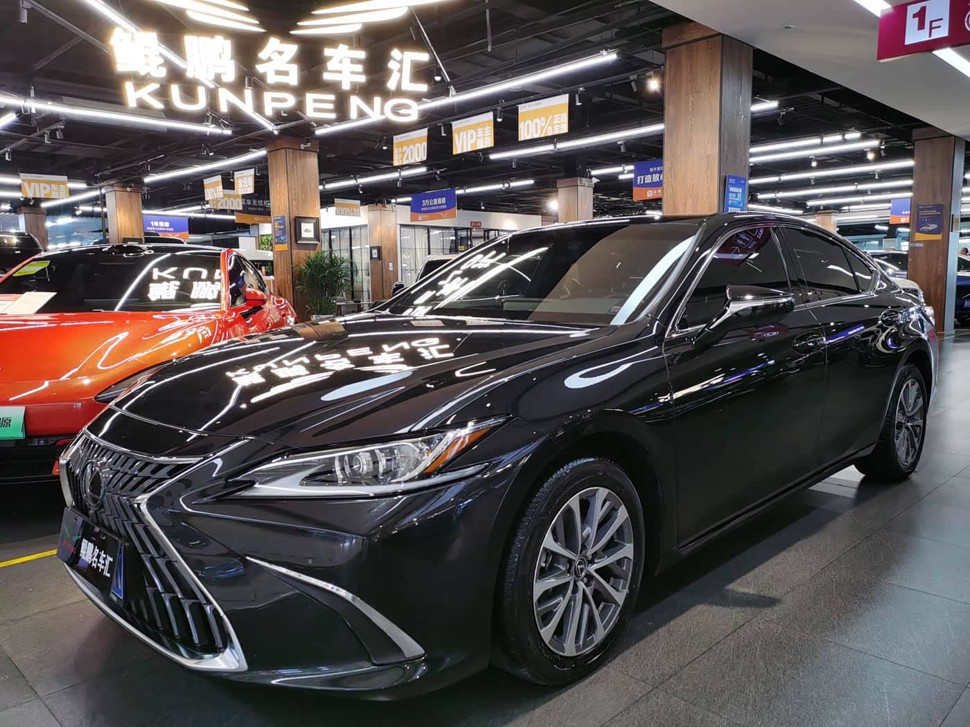 Lexus ES