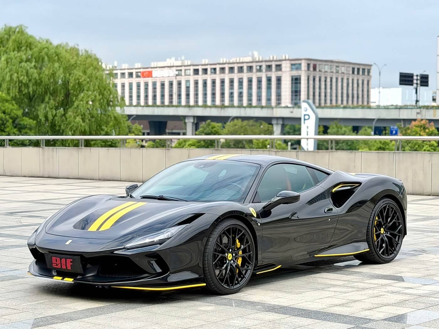 Ferrari F8