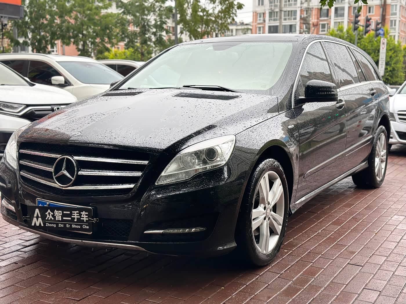 Mercedes-Benz R-Class