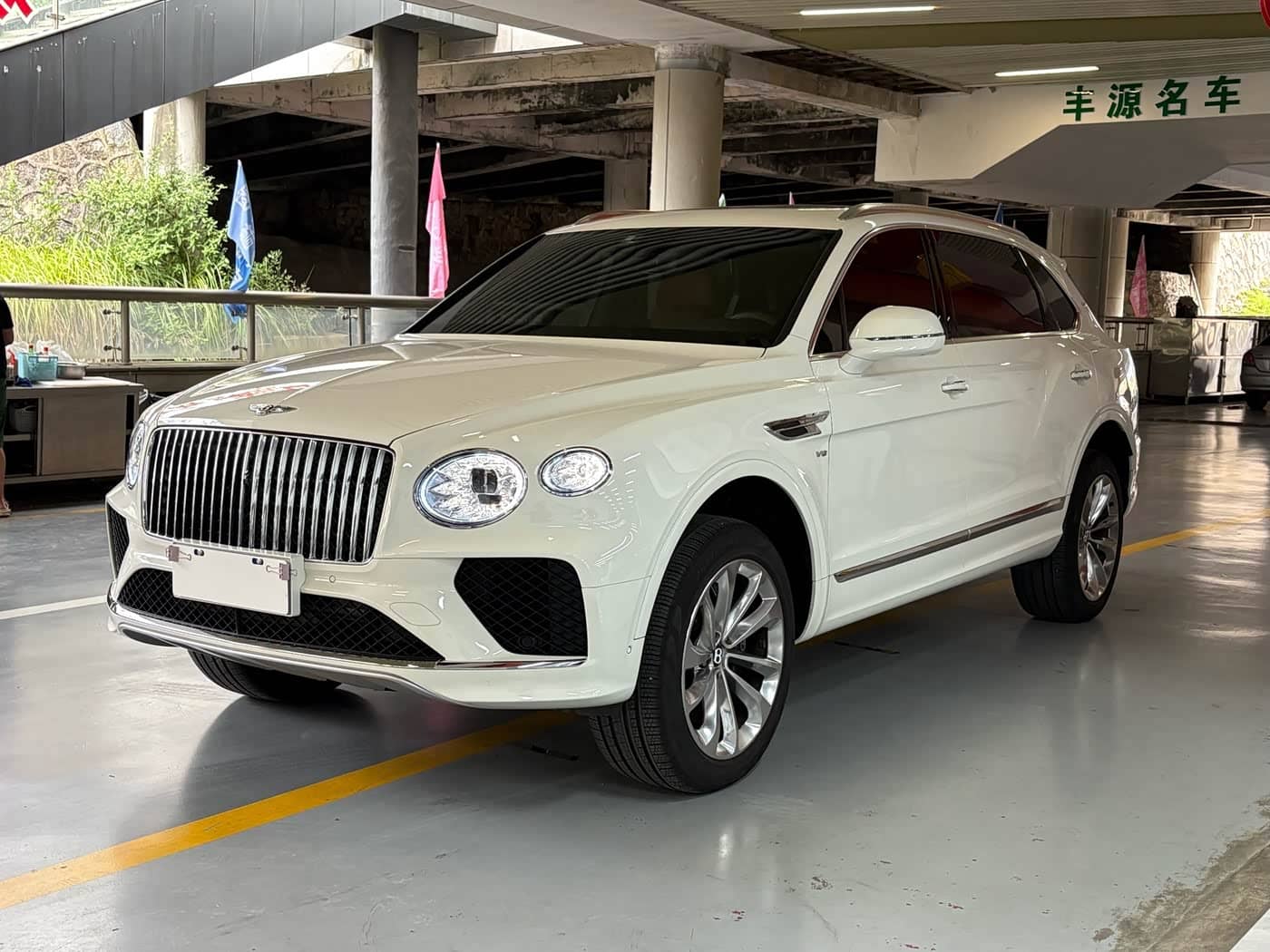 Bentley Bentayga