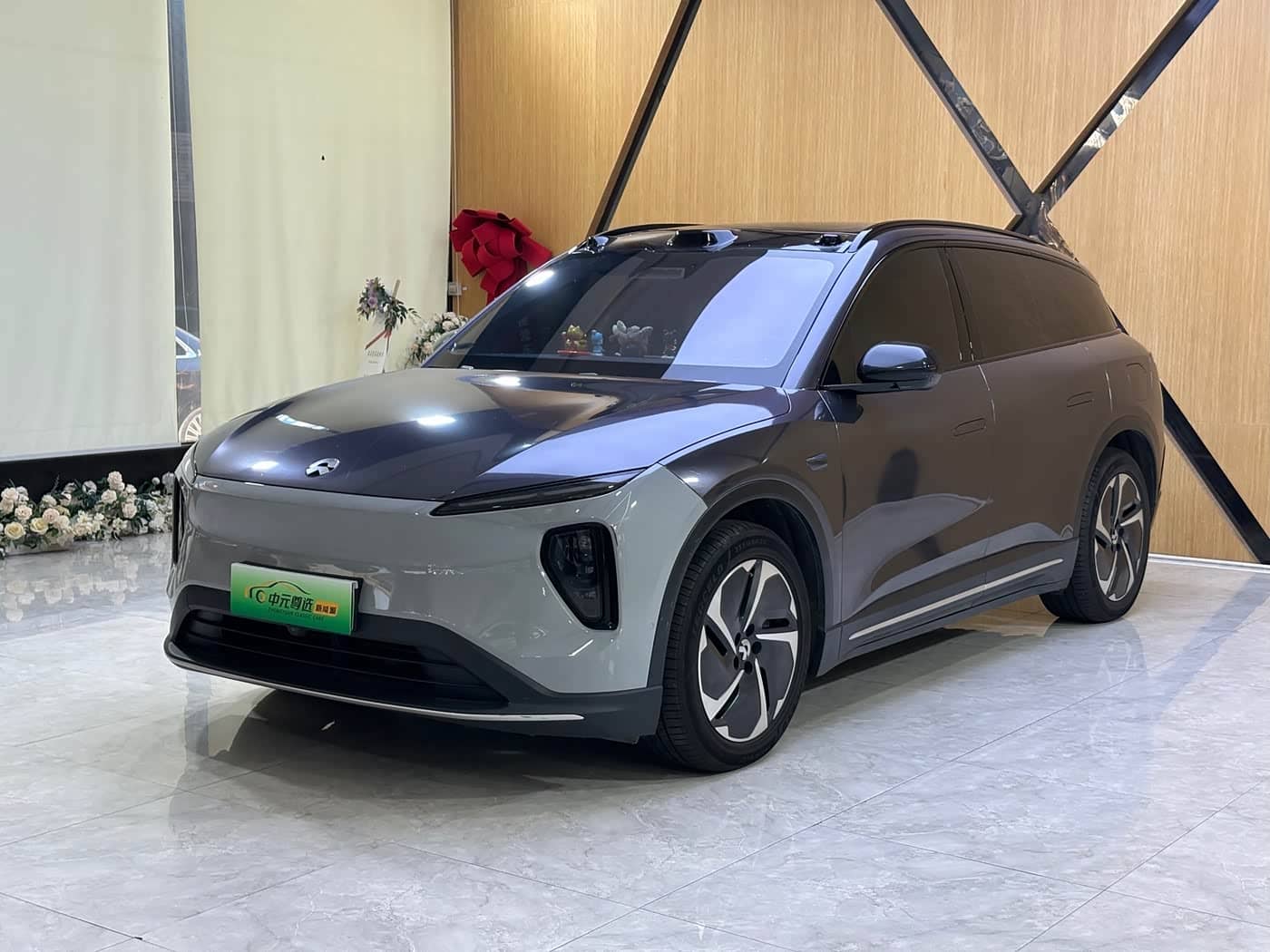 NIO ES6
