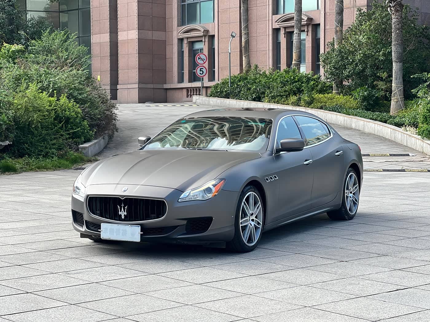 Maserati Quattroporte