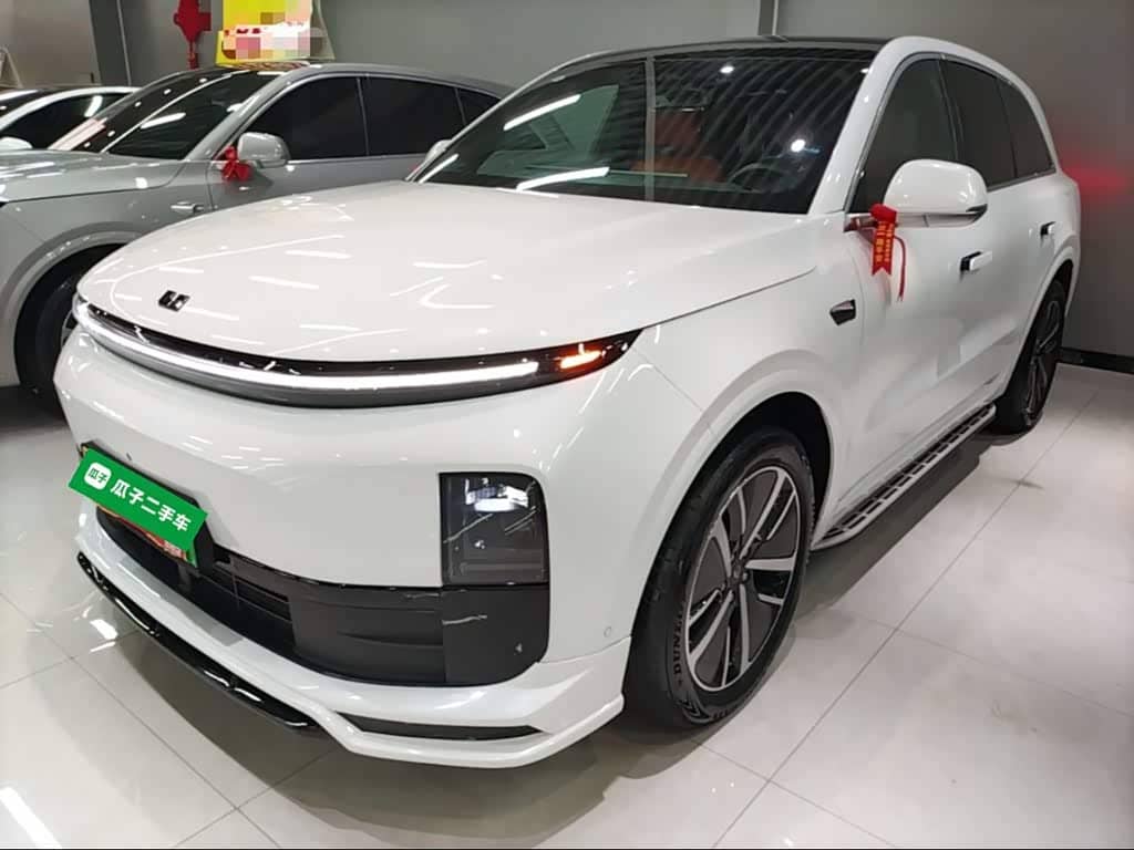 Li Auto L6