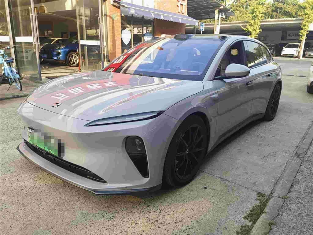 NIO ET5T