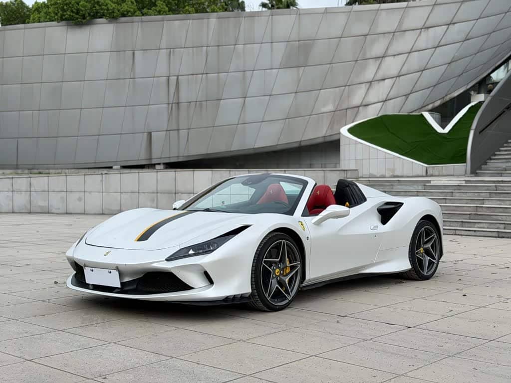 Ferrari F8
