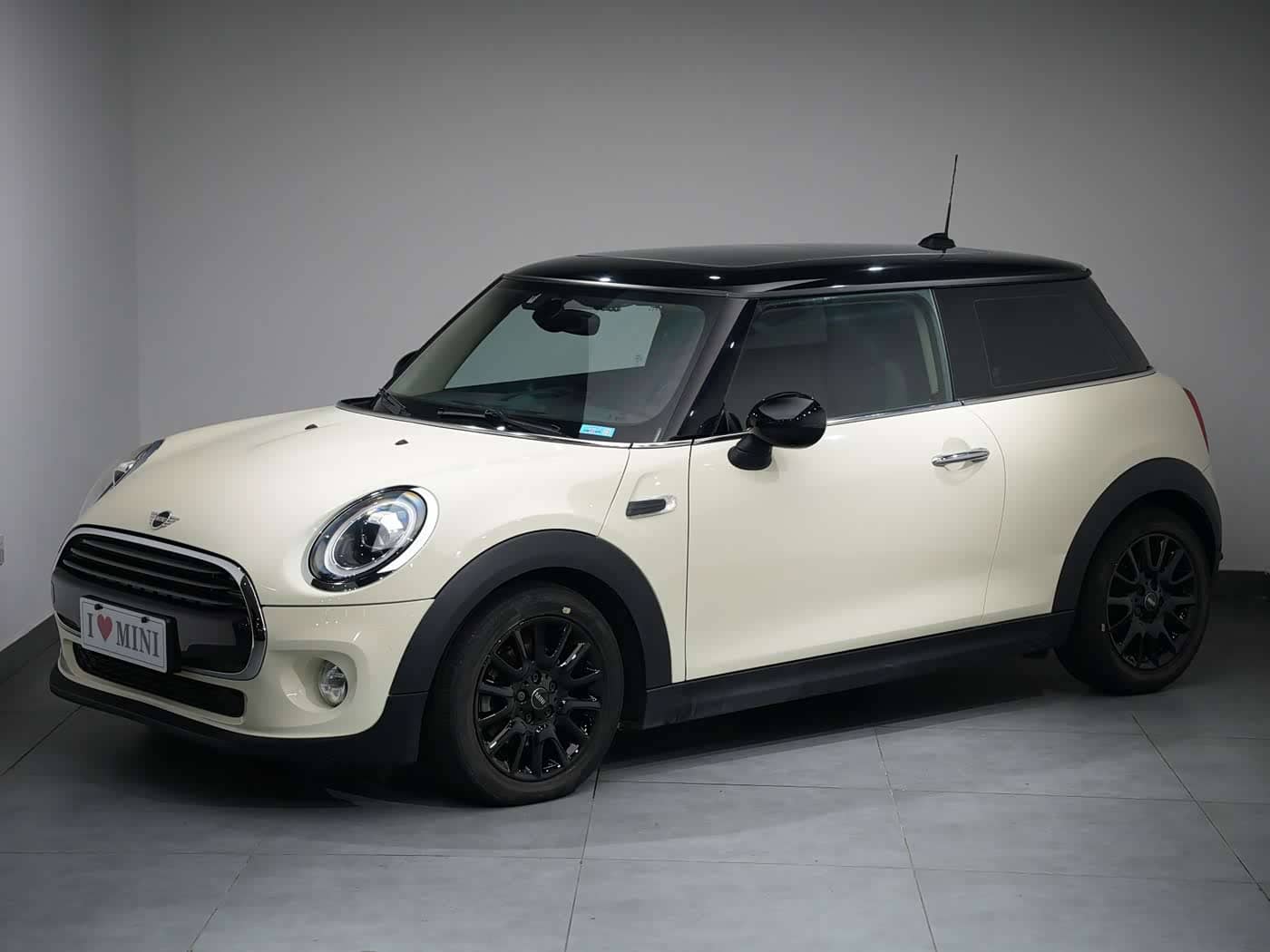 MINI MINI