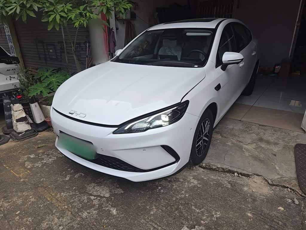 BYD Hai Bao 05 DM-i