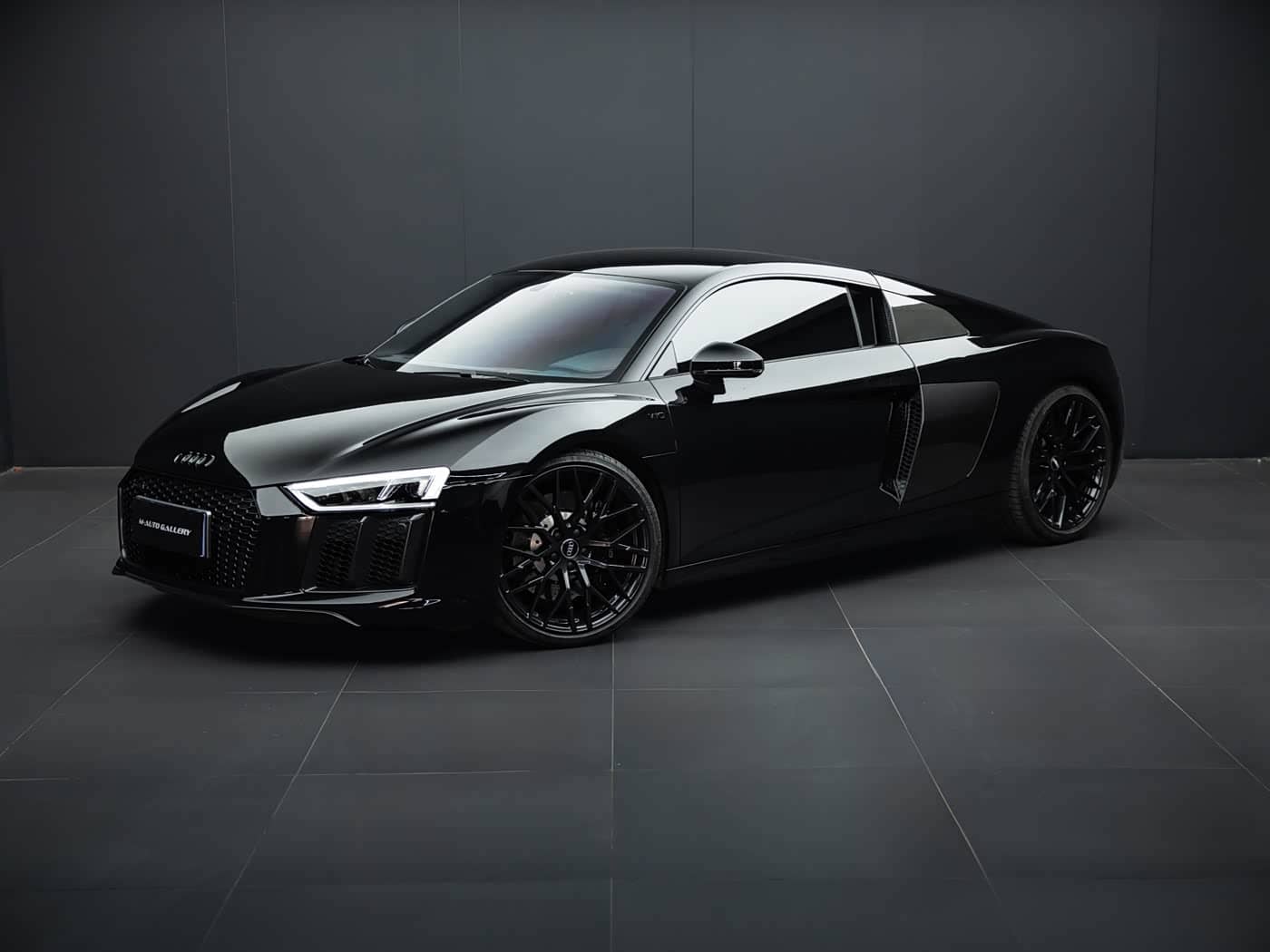 Audi R8