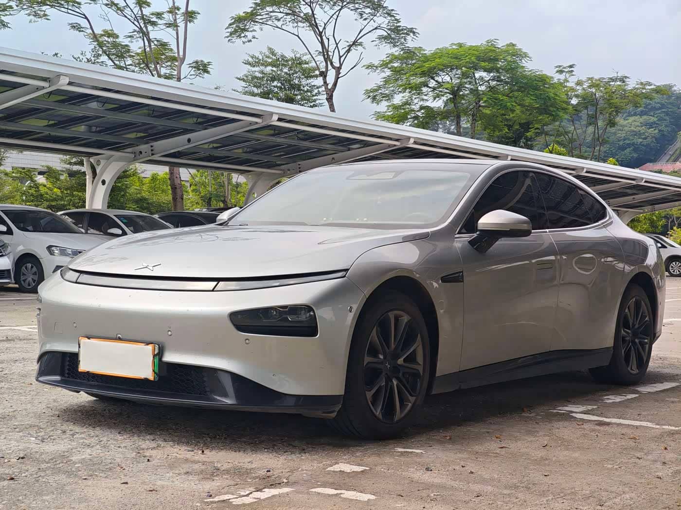 XPeng P7