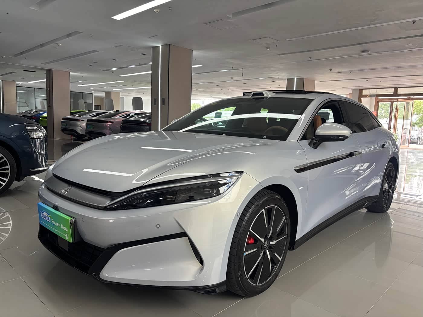 BYD Han L