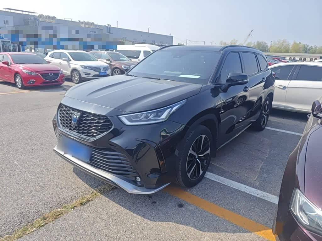 Toyota Crown Kluger