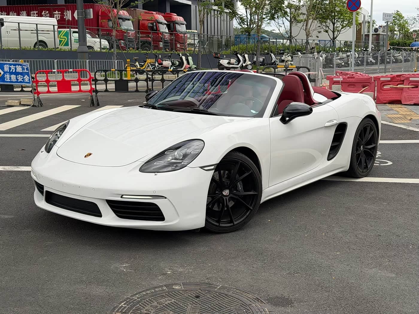 Porsche 718