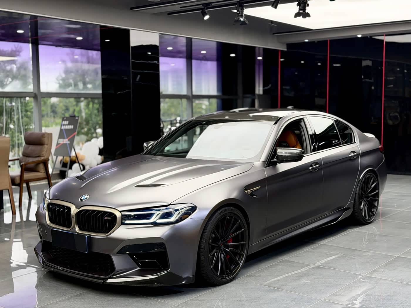 BMW M5