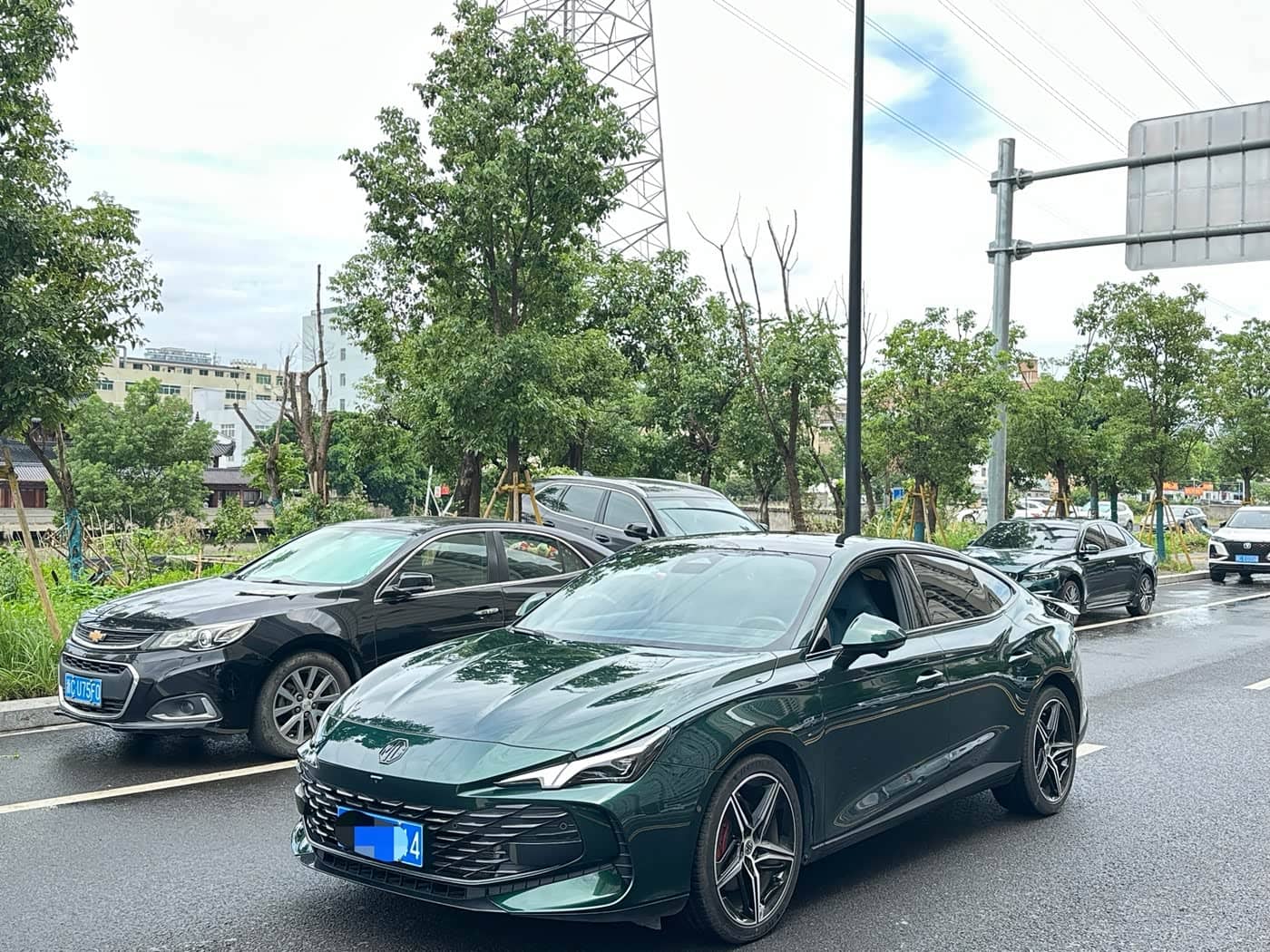 MG MG7