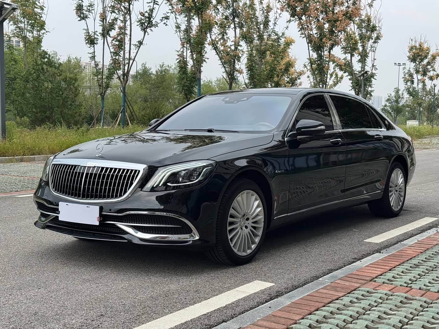 Mercedes-Benz Maybach S-Class