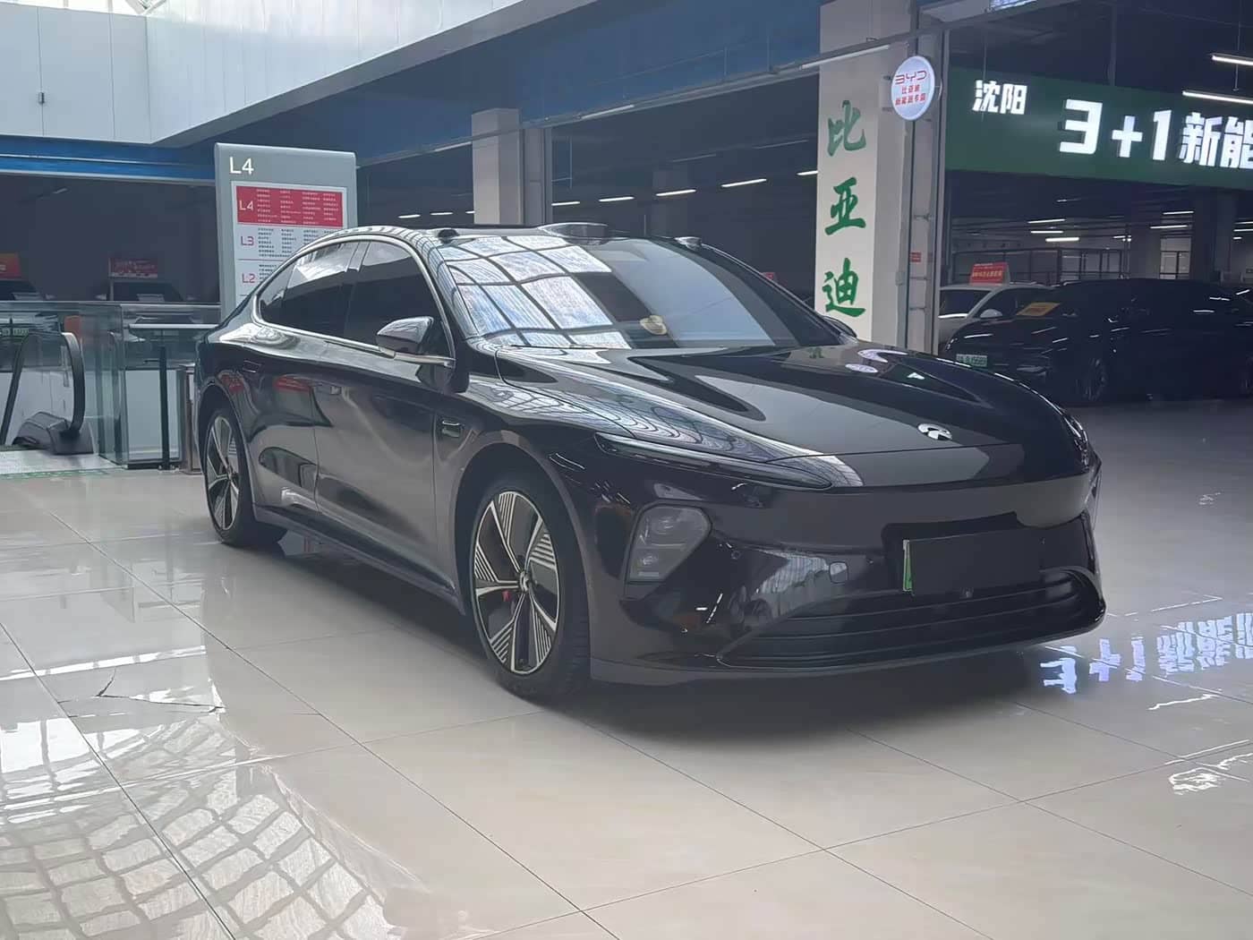 NIO ET7