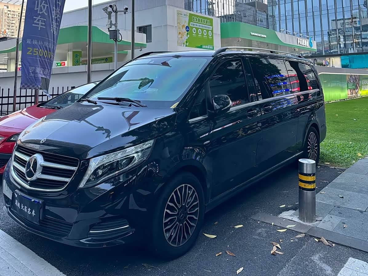 Mercedes-Benz V-Class