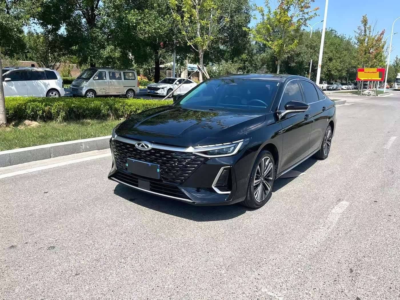 Chery Arrizo 8
