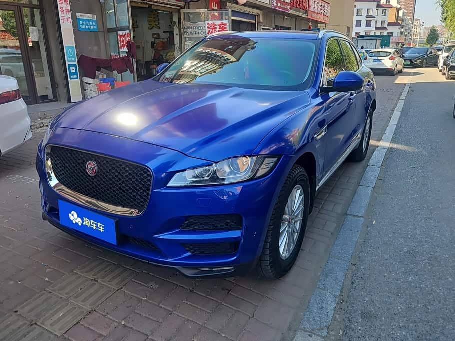 Jaguar F-PACE