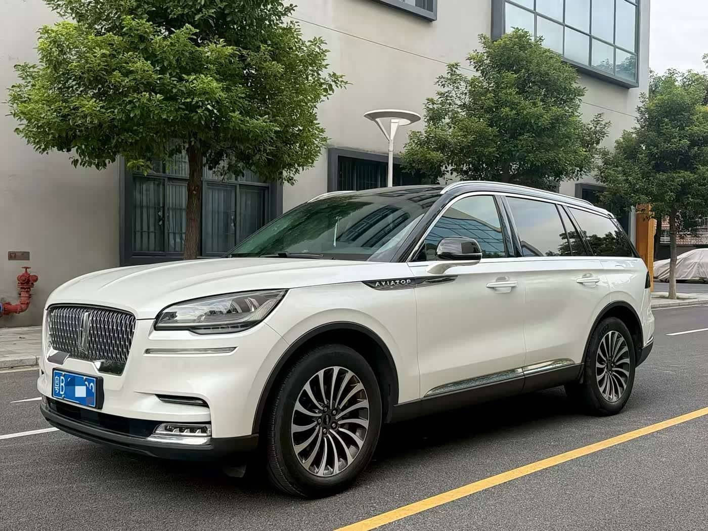 Lincoln Aviator