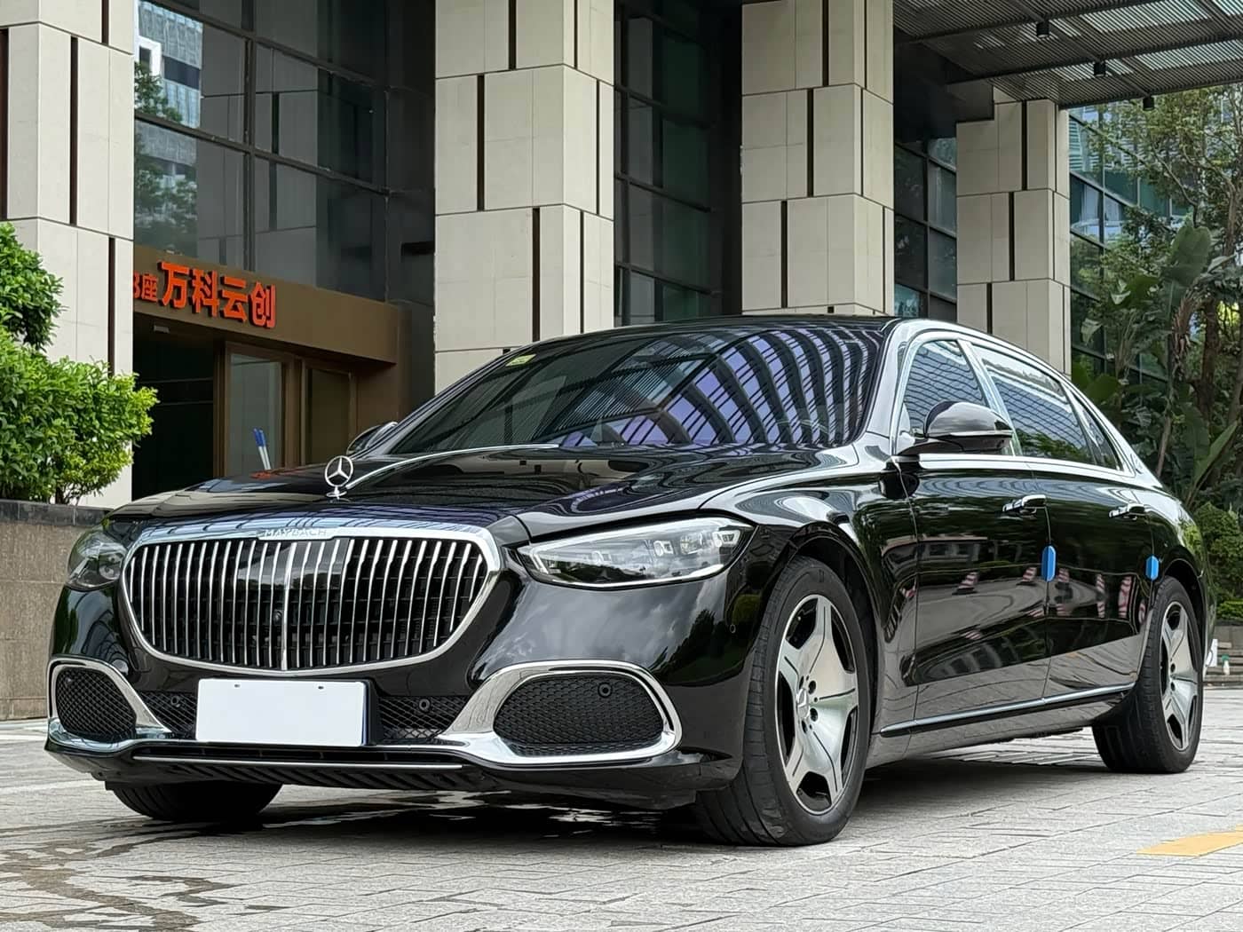 Mercedes-Benz Maybach S-Class