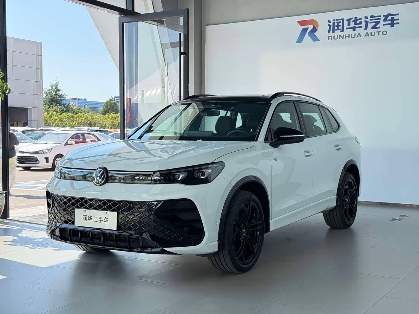 Volkswagen Tiguan L