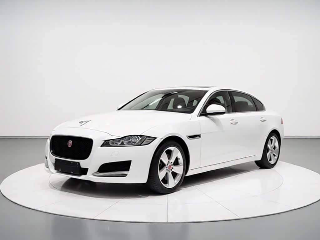 Jaguar XFL