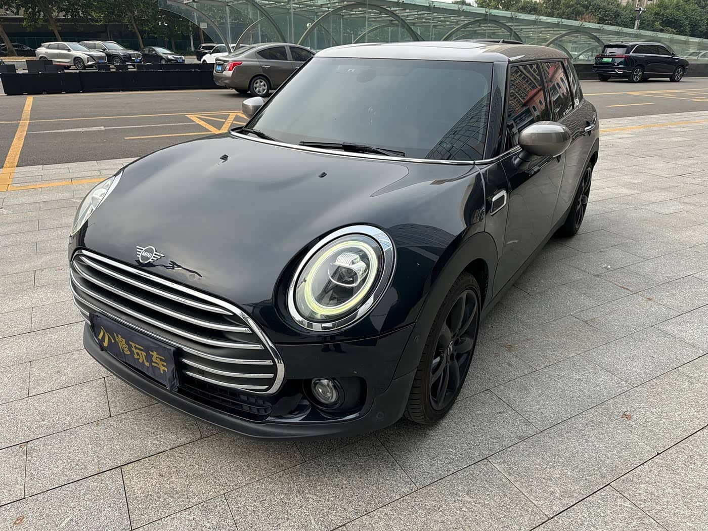 MINI CLUBMAN
