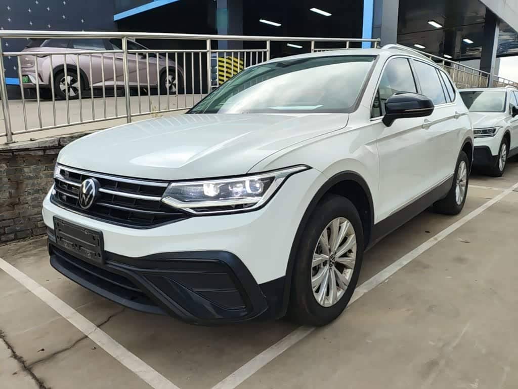 Volkswagen Tiguan L