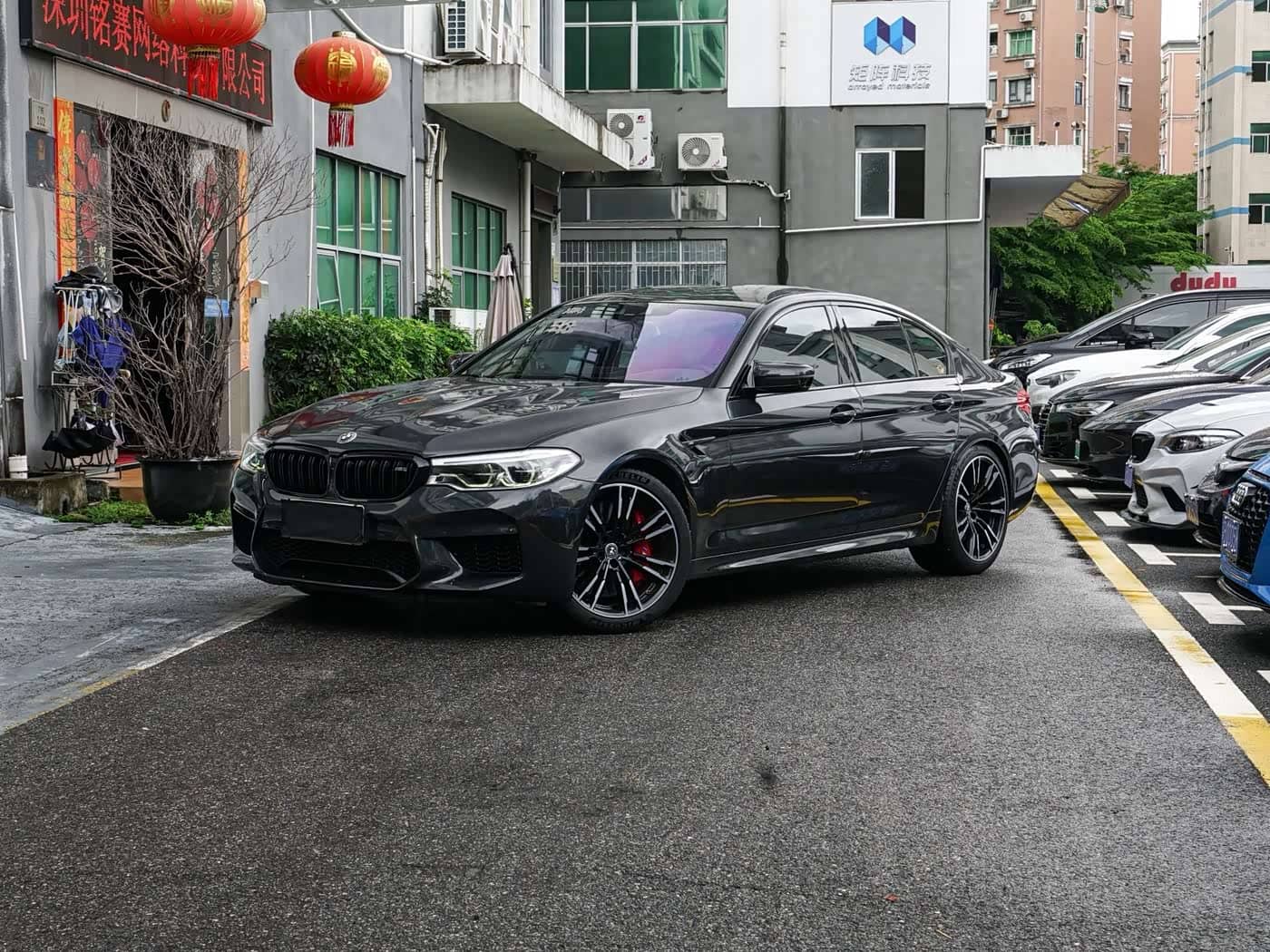 BMW M5