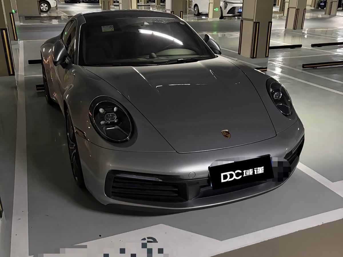 Porsche 911