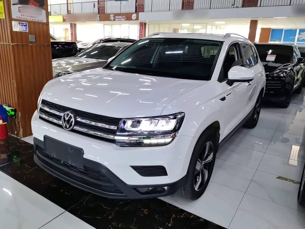 Volkswagen Tharu
