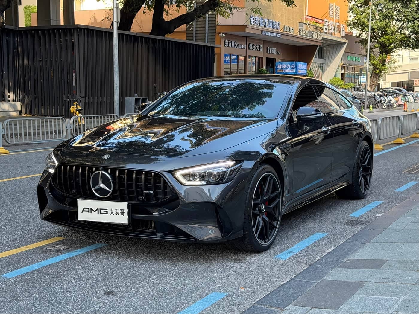 Mercedes-Benz AMG GT