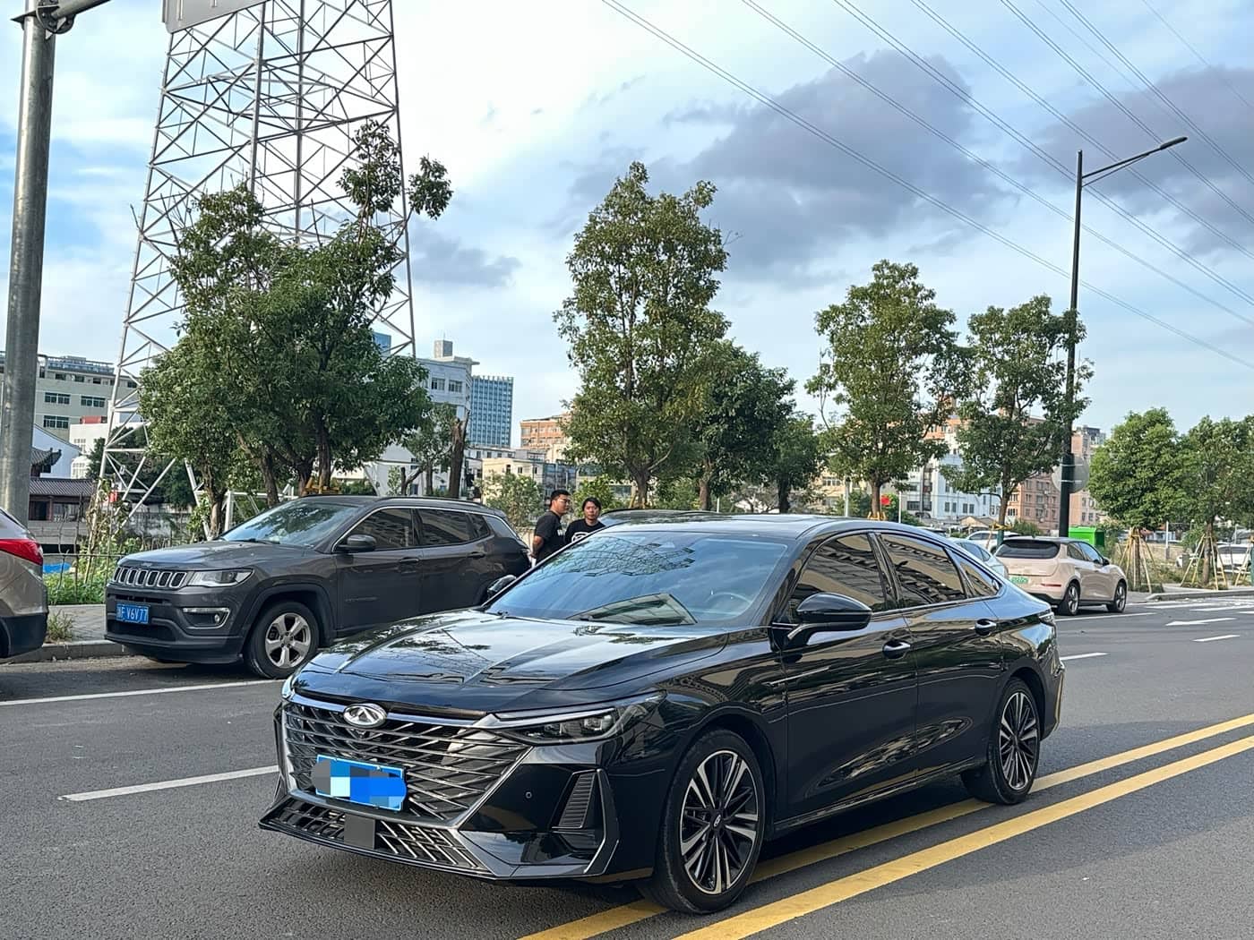 Chery Arrizo 8