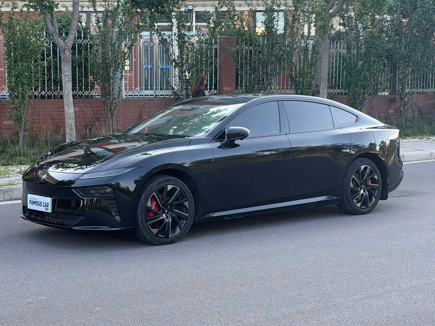 Dongfeng Yipai eπ007