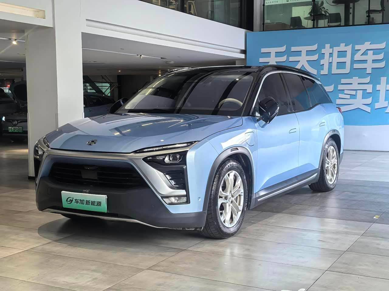 NIO ES8