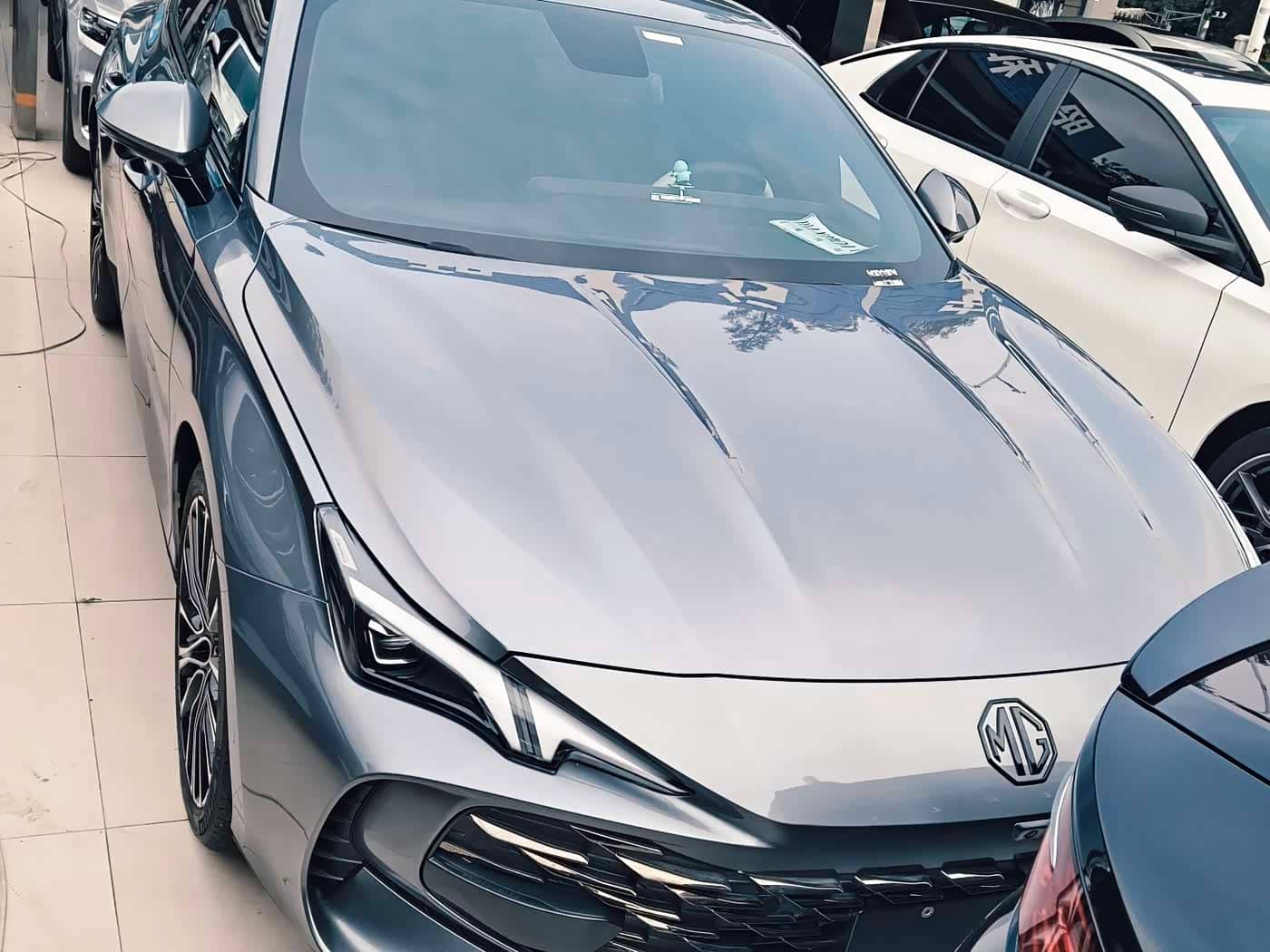 MG MG7